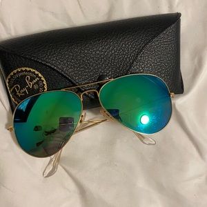 Ray-bans. A bit scratched up!